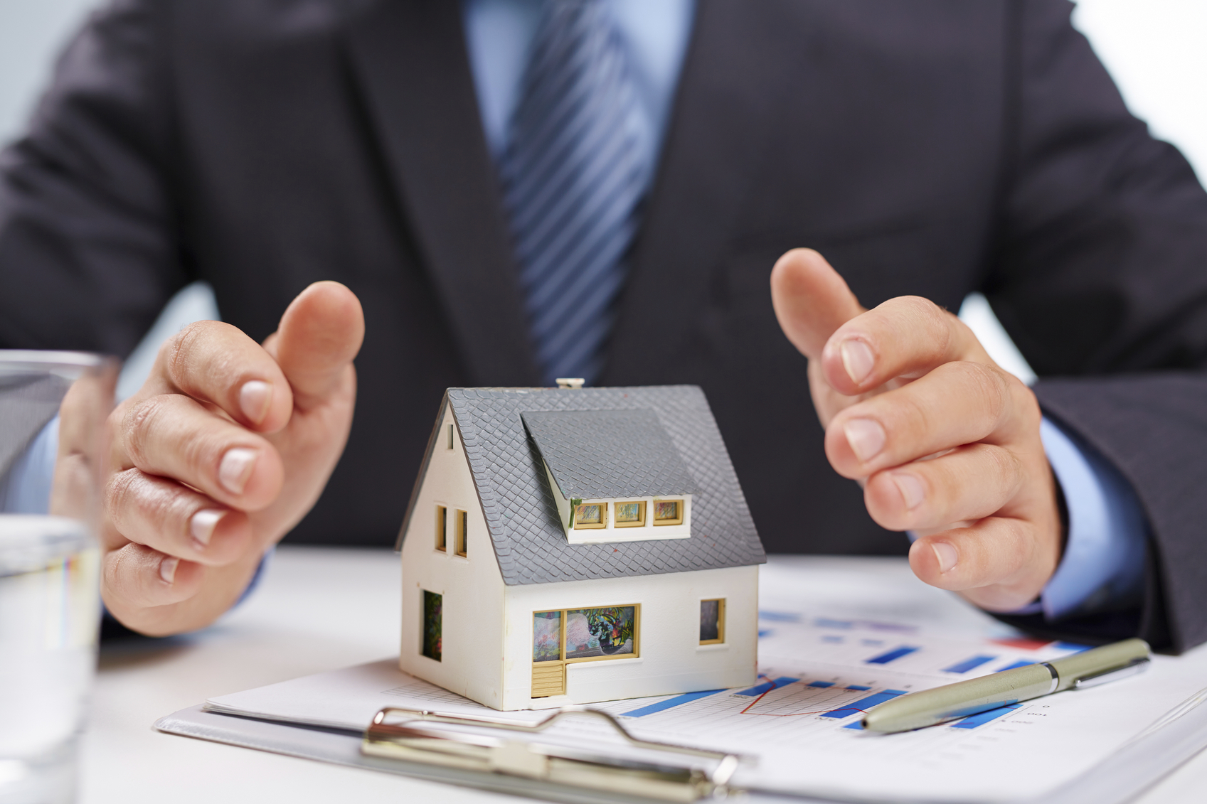 Should You Get Your Real Estate License
